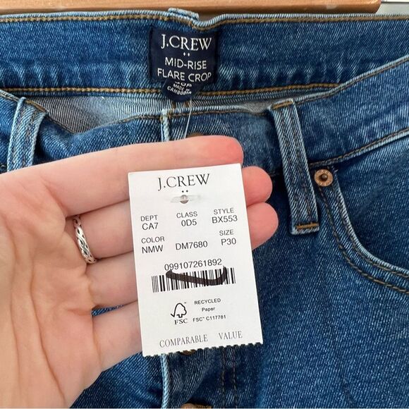 NWT J. Crew Flare Crop Mid Rise Jeans in All Day Stretch - Picture 13 of 13